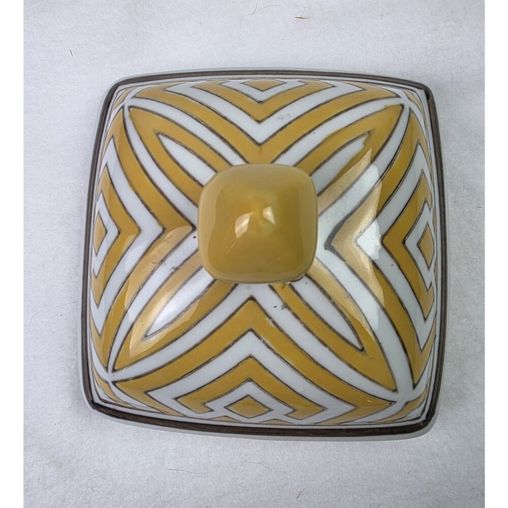 Vintage Ceramic Ginger Jar Yellow & White Geometric Chinoiserie Art Deco Style - Picture 9 of 9